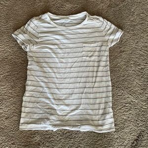 White striped universal thread shirt, size extra small